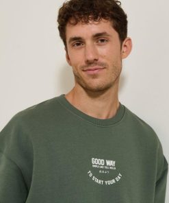 Riverstoneattire.shop0d0a4d20fc 3