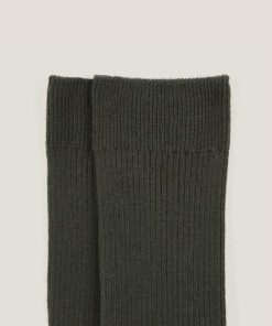 Riverstoneattire.shop56267402f6 2