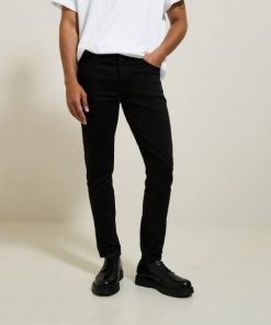 Riverstoneattire.shop6dba3bde45 1