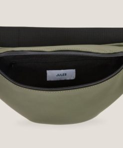 Riverstoneattire.shop70fbfd7a22 4