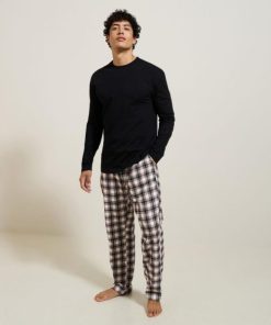 Riverstoneattire.shopd18756b259 3