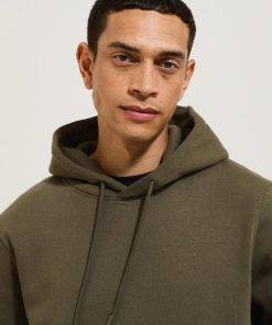 Riverstoneattire.shopd84cf2b006 3